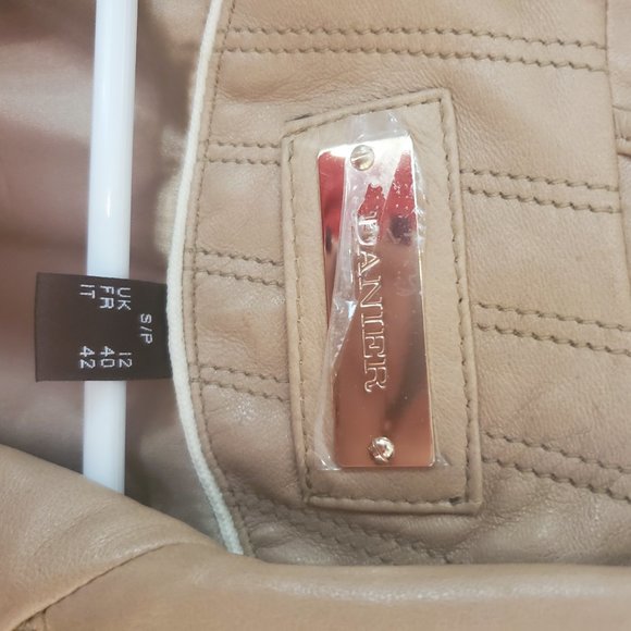 NWOT Danier Leather Jacket - Picture 2 of 5